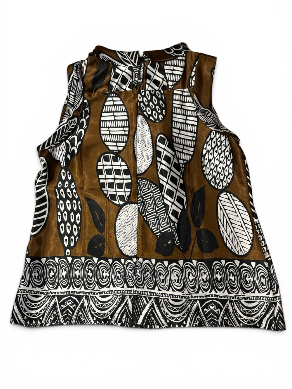 Sleeveless Printed Camisole in Brown and Black